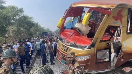 কুমিল্লায় ট্রেন দুর্ঘটনায় ৩ তদন্ত কমিটি গঠন